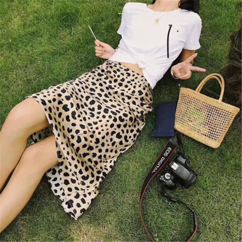 LVSANW 2025 New Stunning Leopard Print Midi Par Naomi Skirt Woman Sexy Skirt Multiple Sizes Realisation Wholesale High Waist Skirts