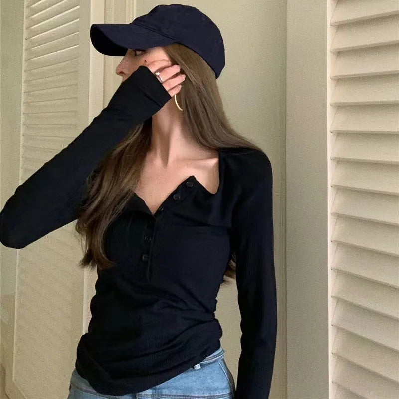 LVSANW American Long Sleeve T-Shirt Women Y2K Autumn Streetwear Button Up Knitwear Female Fashion Slim V Neck Bottoming Pullover