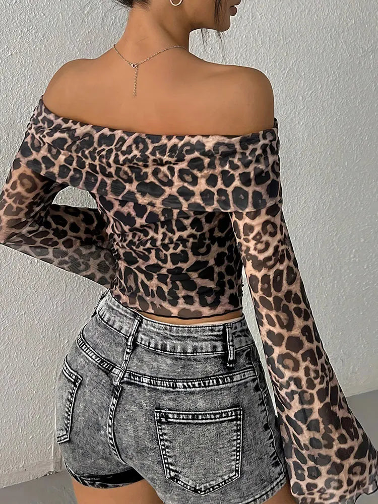 LVSANW Autumn Women's T-shirt New Streetwear Fashion Long Sleeves O-Neck Tees Sexy Leopard Backless Female Versatile Knitted Clothing