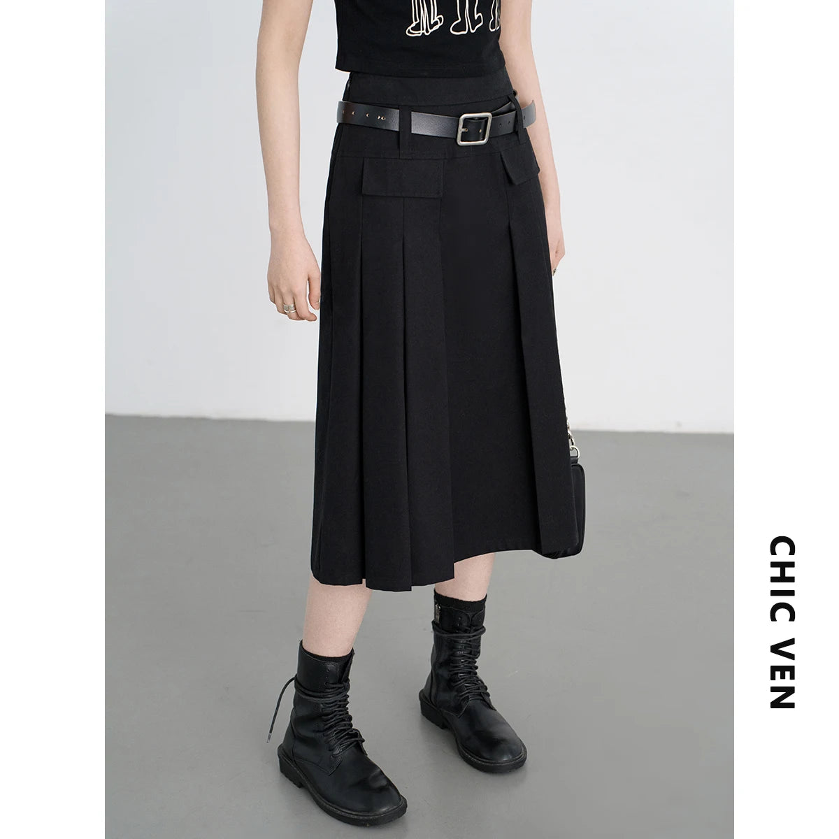 LVSANW CHIC VEN Women Skirts Black Loose New British H-shaped High Waisted Female Pleated Half A-line Long Skirt Spring Summer 2024