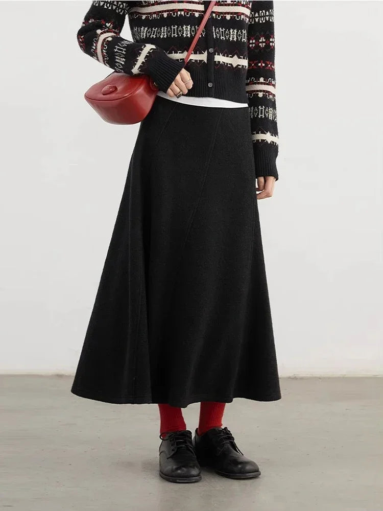 LVSANW CHIC VEN Women Skirts Loose Solid New Oblique Cut Design Woolen Skirt Female Christmas Red Fishtail Skirt Autumn Winter 2025