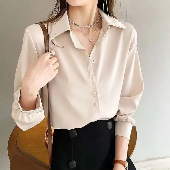 LVSANW Chiffon Shirt Women's Early Autumn 2025 Slim Fashionable Design Niche Top Loose Layered White Shirt Bottoming Shirt