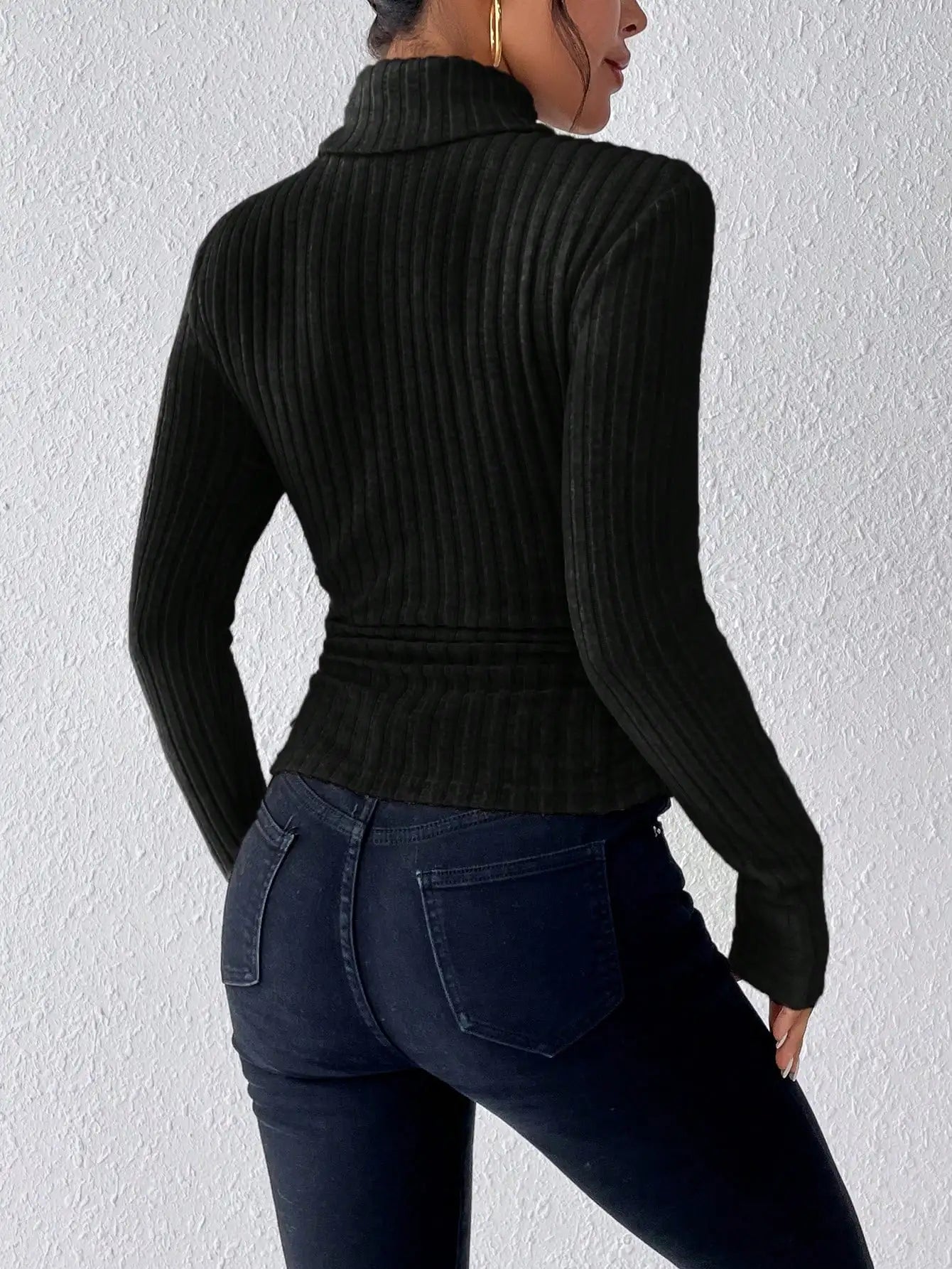 LVSANW Elegant Solid Basic Knitted Tops New Women Turtlneck Sweater Long Sleeve Casual Slim Pullover Fashion Simple Style Design