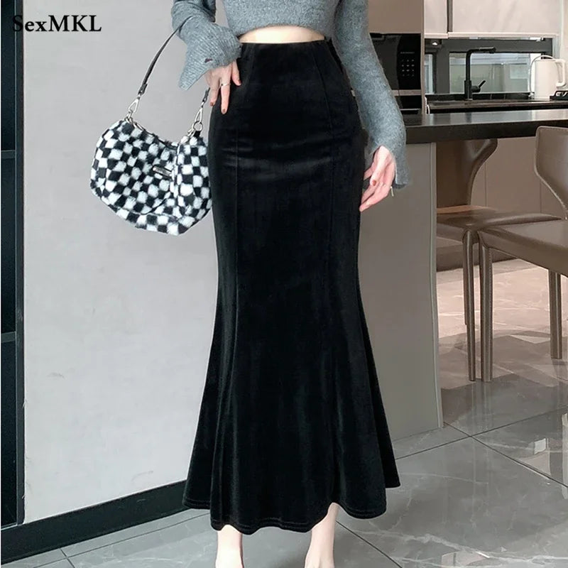 LVSANW Elegant Velvet Black Long Skirts Women 2025 Casual High Waist Faldas Sexy Mujer Slim Korean Style Y2k Clothes Vintage Midi Skirt