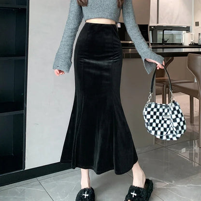 LVSANW Elegant Velvet Black Long Skirts Women 2025 Casual High Waist Faldas Sexy Mujer Slim Korean Style Y2k Clothes Vintage Midi Skirt