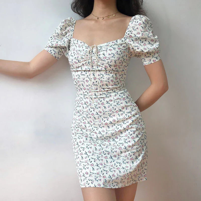 LVSANW Fashionable and casual women's summer new lace up bubble sleeves for slimming waist and floral dress for women