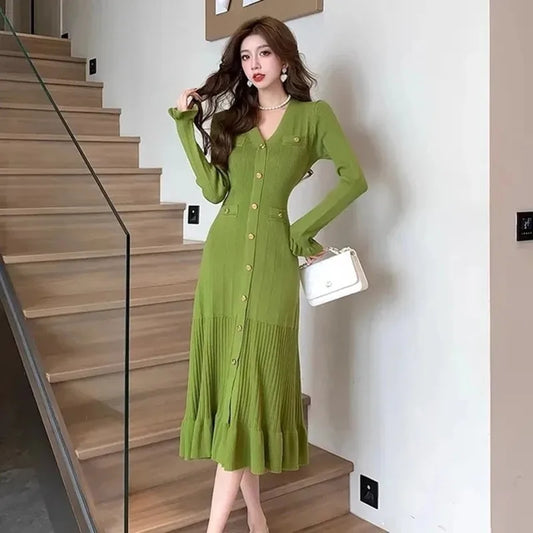 LVSANW French Fashion Green Knitted Ruffles Dress Women 2024 Spring Elegant V Neck Single Breasted Slim Mid Length Sweater Party Dress