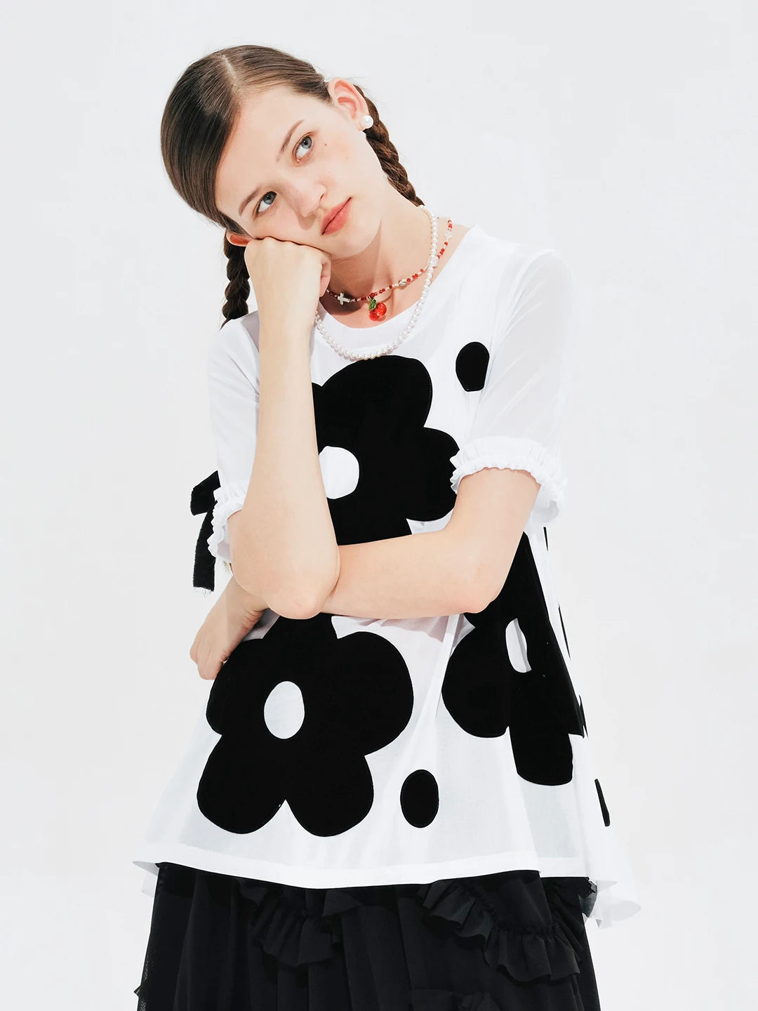 LVSANW IMAKOKONI original design round neck pullover black polka dot flower print short-sleeved summer T-shirt 244680