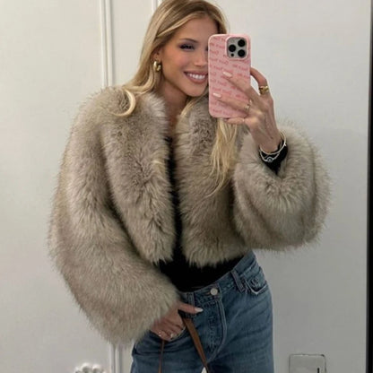 LVSANW Iconic Street Fashion Week Luxury Brand Gardient Cropped Faux Fur Coat Women Winter 2025 Hot Cool Girls Fluffy Short Fur Jacket