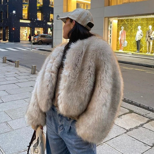 LVSANW Iconic Street Fashion Week Luxury Brand Gardient Cropped Faux Fur Coat Women Winter 2025 Hot Cool Girls Fluffy Short Fur Jacket