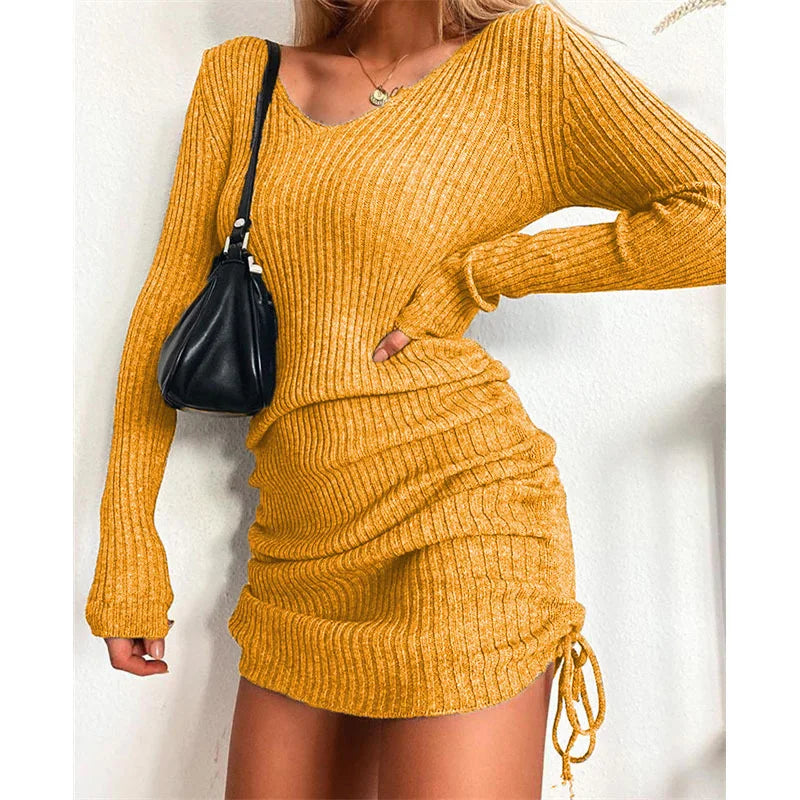 LVSANW Knitted sweater V-neck long-sleeved women's autumn and winter sexy slim-fit ribbed skirt pleated drawstring bottoming skirt