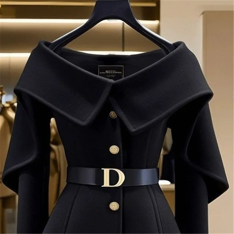 LVSANW Limiguyue Black Short Jacket for Women Small Fragrance Letter Belt Coat High End Design Turn Down Collar Tops Autumn Winter 493P