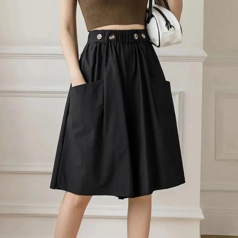 LVSANW Loose High Elastic Waist Casual Pleat Wide Leg Short Pants Button Pocket Solid Summer Trend Fashion Office Lady Shorts All-Match