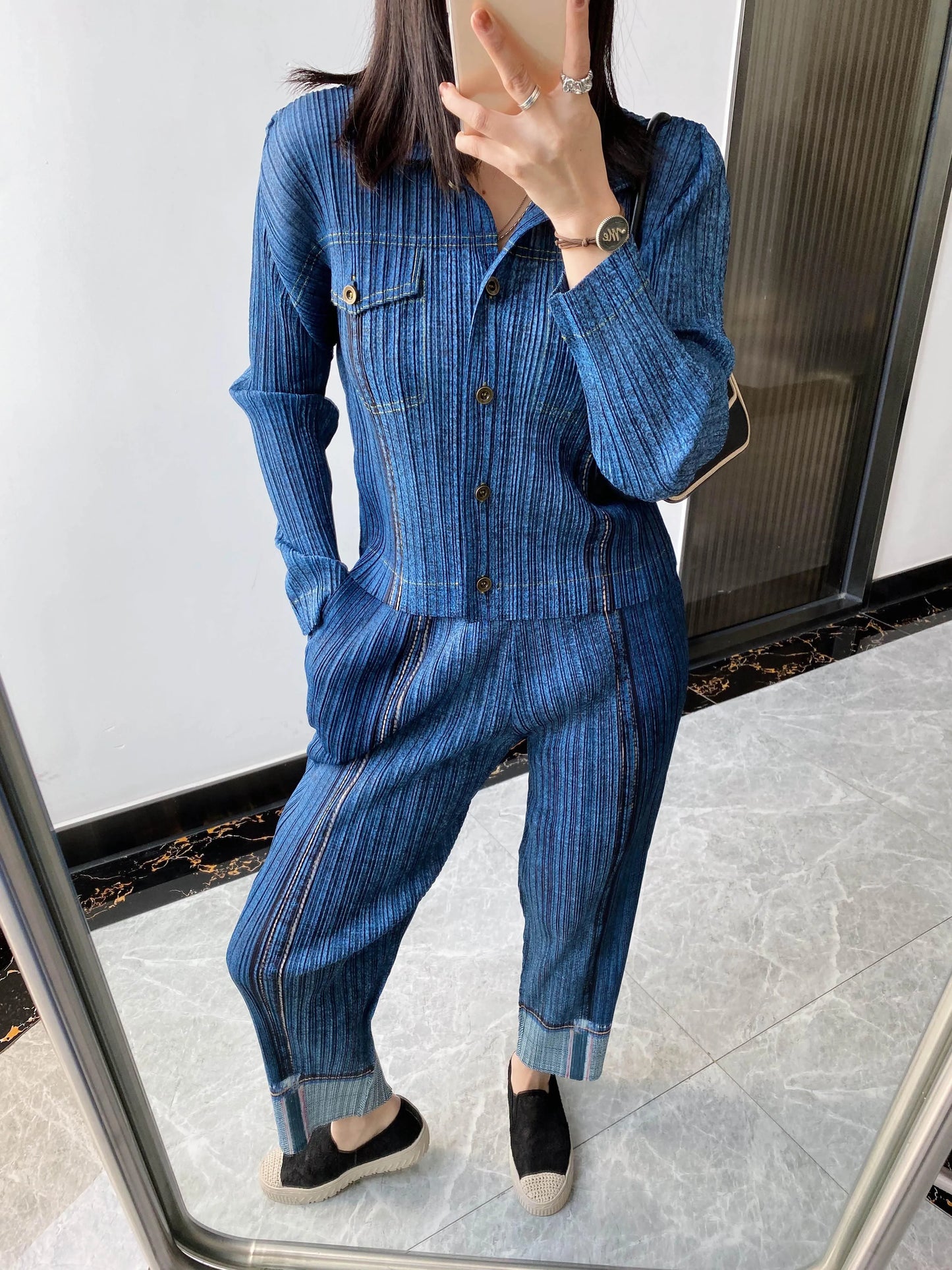 LVSANW Miyake Pleated Denim Suit Women's Spring Summer 2024 New Long-sleeved Short Coat High-waisted Casual Pants Fashion Two-piece Set