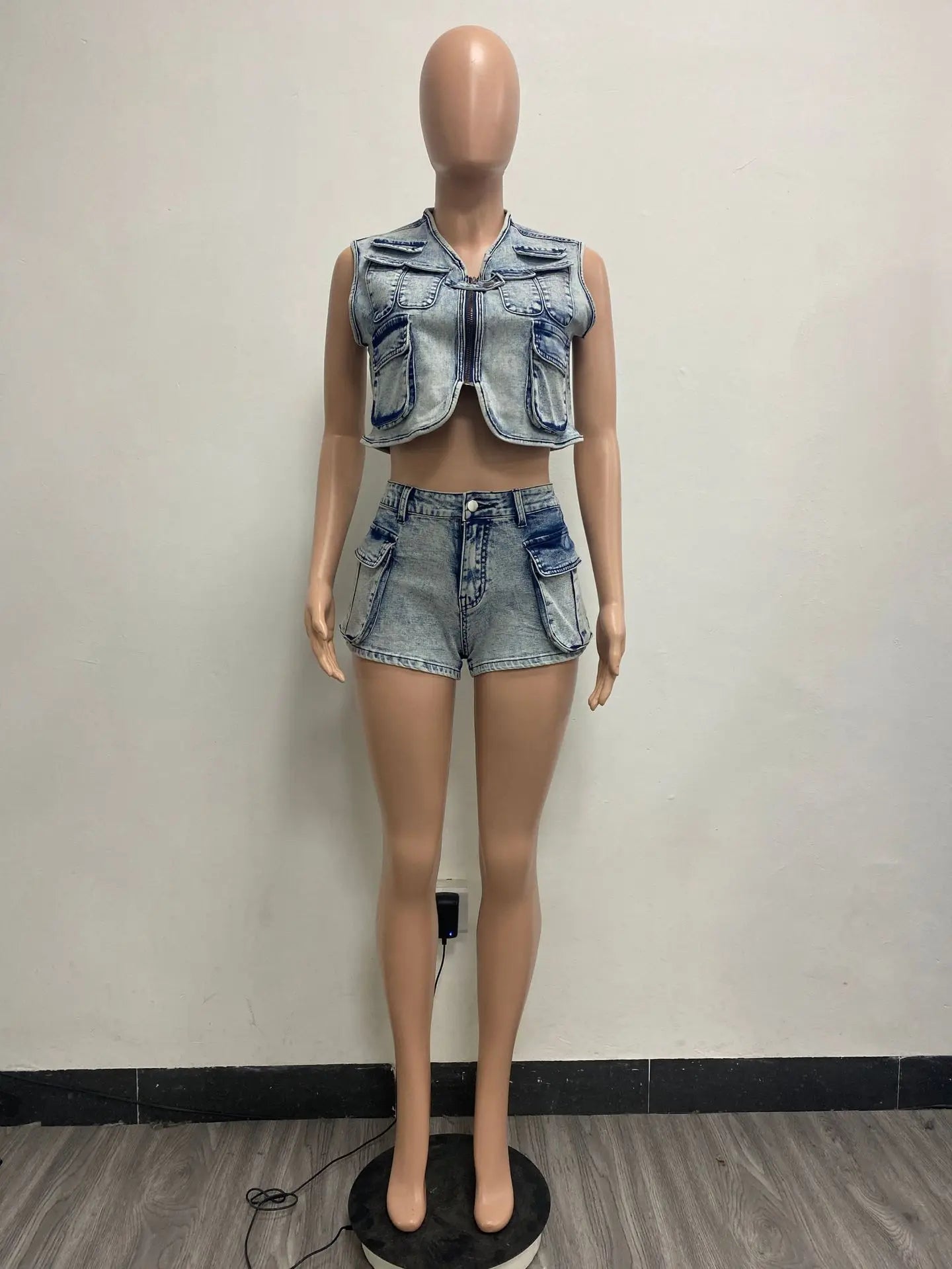 LVSANW Multi Pockets Jeans Outfit Set Sexy Women Elegant Two Pieces Denim Club Macthing Jacket+Shorts