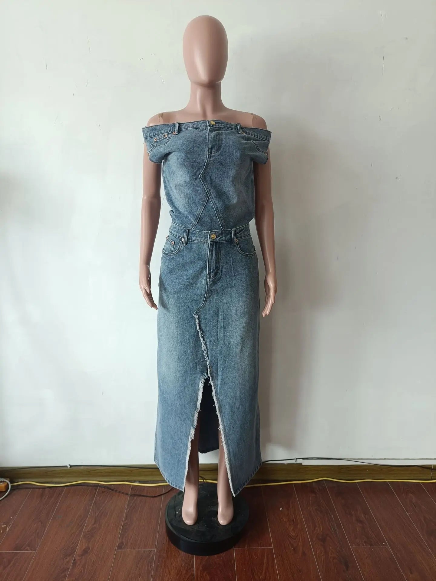 LVSANW Retro Denim Skirt Suit Two Piece Sets Women Summer Sleeveless Top High Waist Long Skirt Split End Ladies Street Wear Clothes