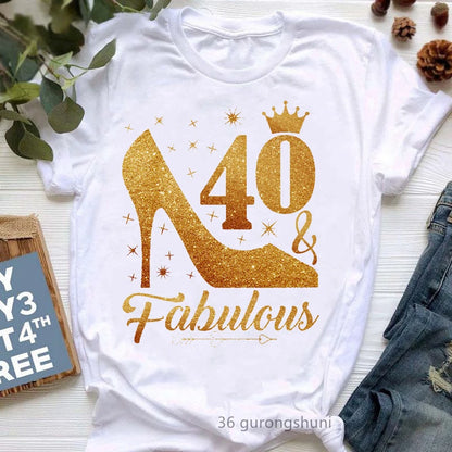 LVSANW Sassy And Fabulous With 40 Graphic Print T-Shirt Women Fashion Crown Lips Tshirt Femme Happy Birthday To Me T Shirt Female Tops