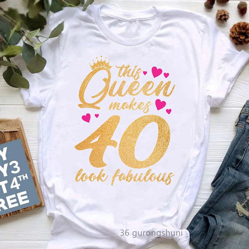 LVSANW Sassy And Fabulous With 40 Graphic Print T-Shirt Women Fashion Crown Lips Tshirt Femme Happy Birthday To Me T Shirt Female Tops