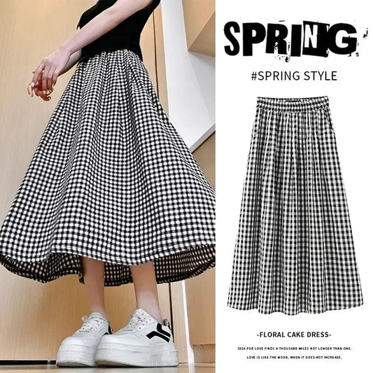 LVSANW Single-layer Thin Black and White Plaid Skirt Women 2024 New Summer Small A-line Skirt High Waist Thin A-line Umbrella Skirt