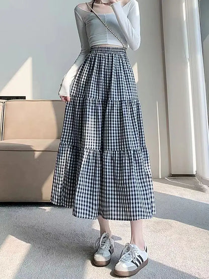 LVSANW Small girl thin black and white check skirt sag half skirt large size summer loose students in the long cake skirt