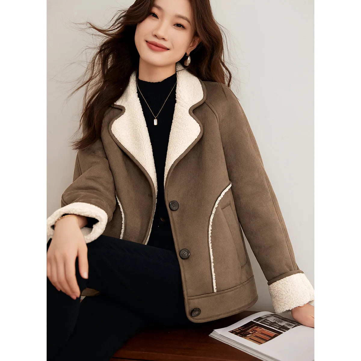 LVSANW Suede Imitation Lamb Wool Coat Winter New Thick Warm Fashion Casual Women's Coat With Cashmere Splicing