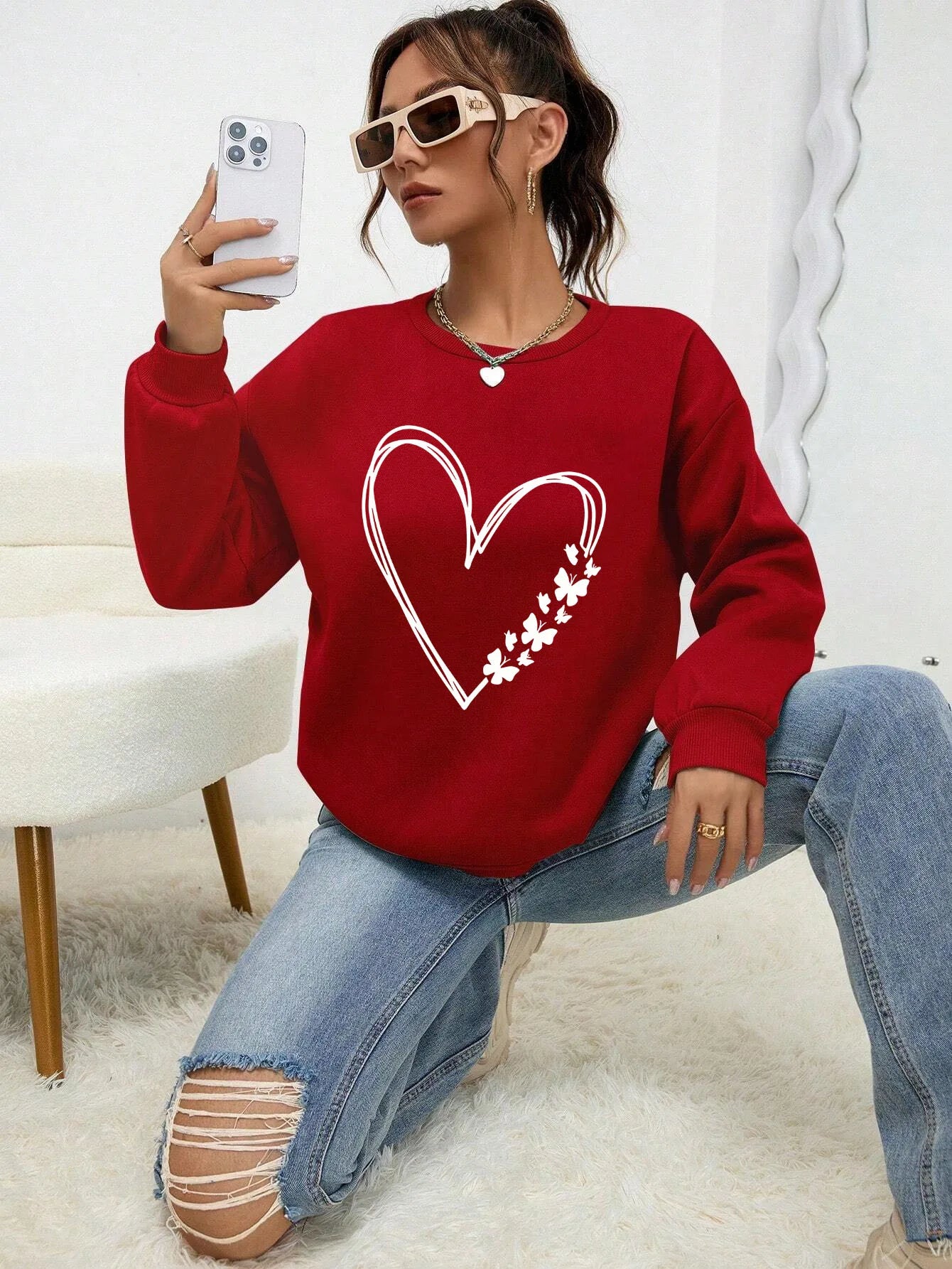 LVSANW The Great Love At The Edge Of Butterflies Design Sweatshirt Female Fleece Crewneck Hooded Street Autumn Pullover New Sportswear