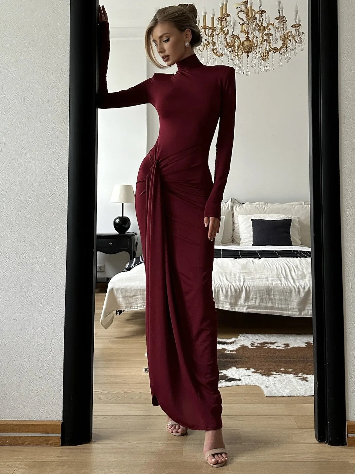 LVSANW Tossy Fashion Pleated Bandage Long Dress For Women High Waist Slim Patchwork Long Sleeve Elegant Commute Women's Maxi Dress 2025