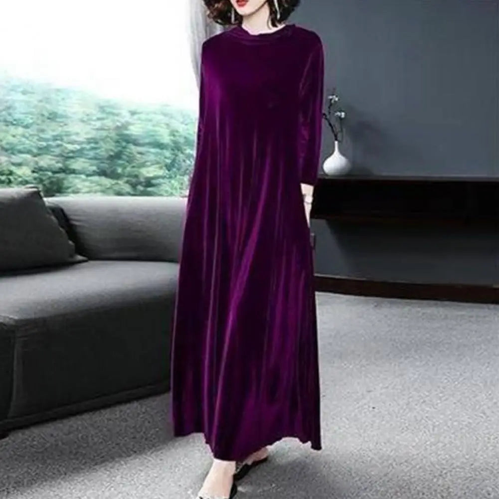 LVSANW Women Solid Color Velvet Long Dress Pile CollarA Line High Waisted Autumn Dress Pleated Loose Hem Plush Velvet Maxi Dresses