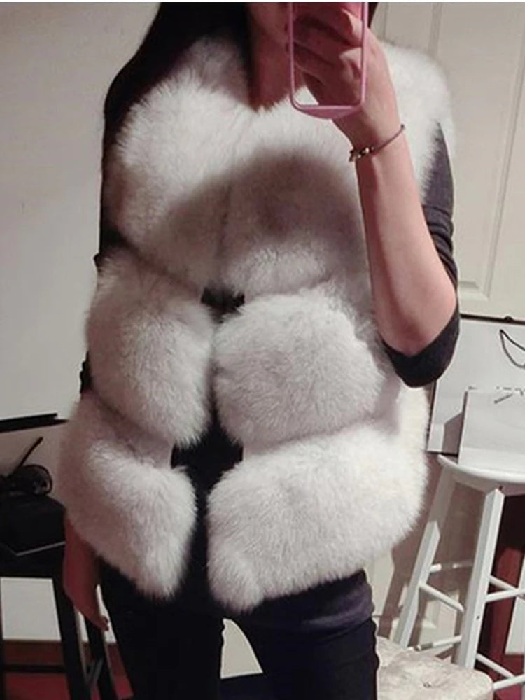 LVSANW ZADORIN 3XL Autumn Winter Thick Warm Faux Fox Fur Vest Women High Quality Fashion V-Neck Short Fur Coat Female Fur Waistcoat